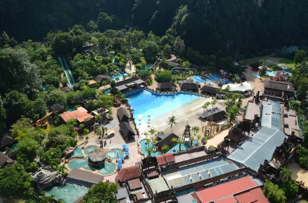 Hotspring 2 Room Premium 1510 Suite Sunway Onsen Theme Park View, 5Pax Ipoh Apartment